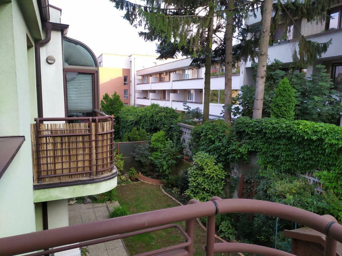 Kate & Jenny - Two-Level Apartment In The Old Town Bratislava Exterior foto